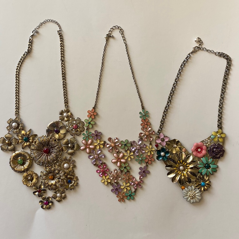 Set of 3 Floral Necklaces Forever 21